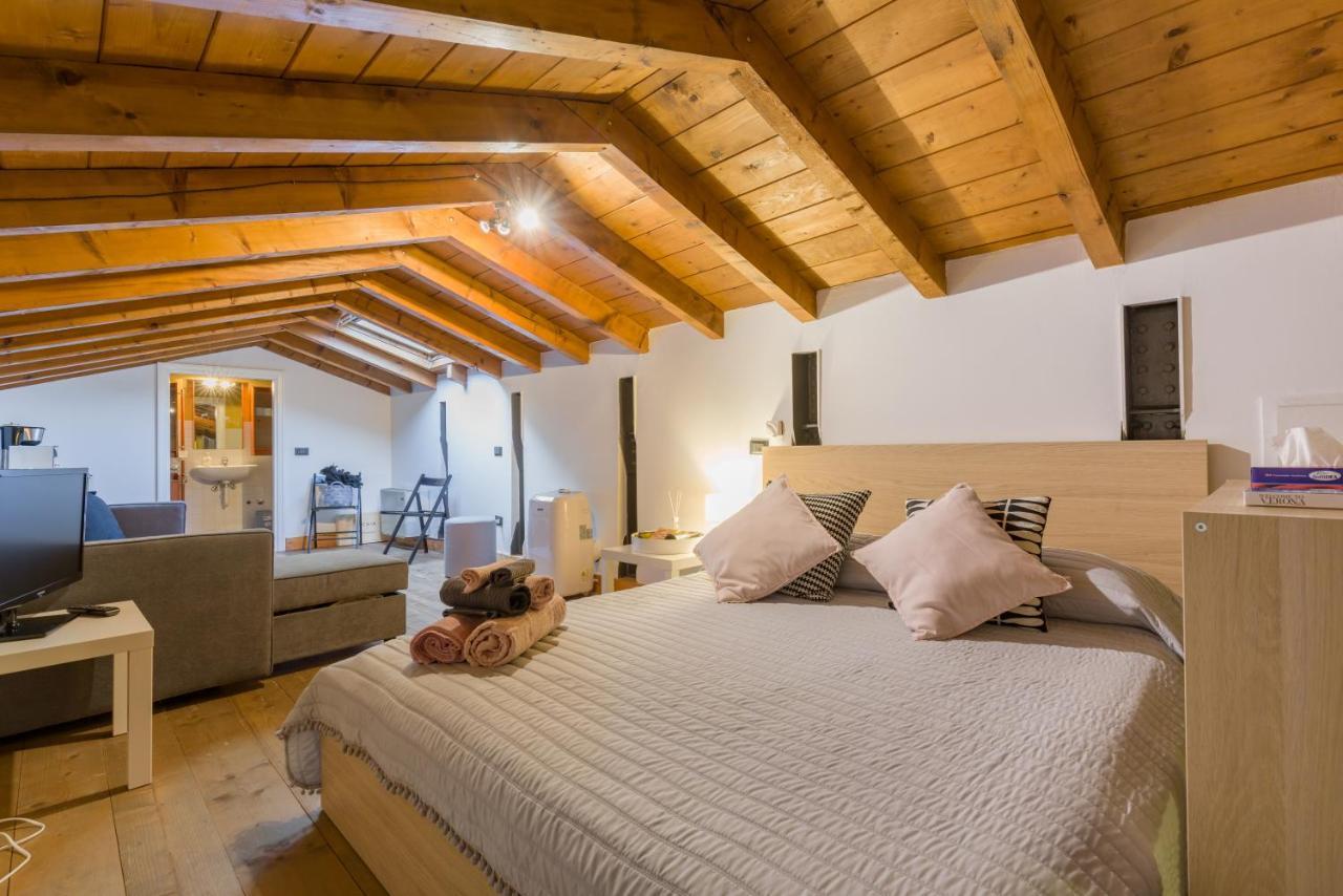 Magnificent Cosy Loft Apartment Verona Bagian luar foto