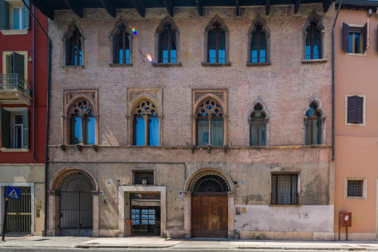 Magnificent Cosy Loft Apartment Verona Bagian luar foto