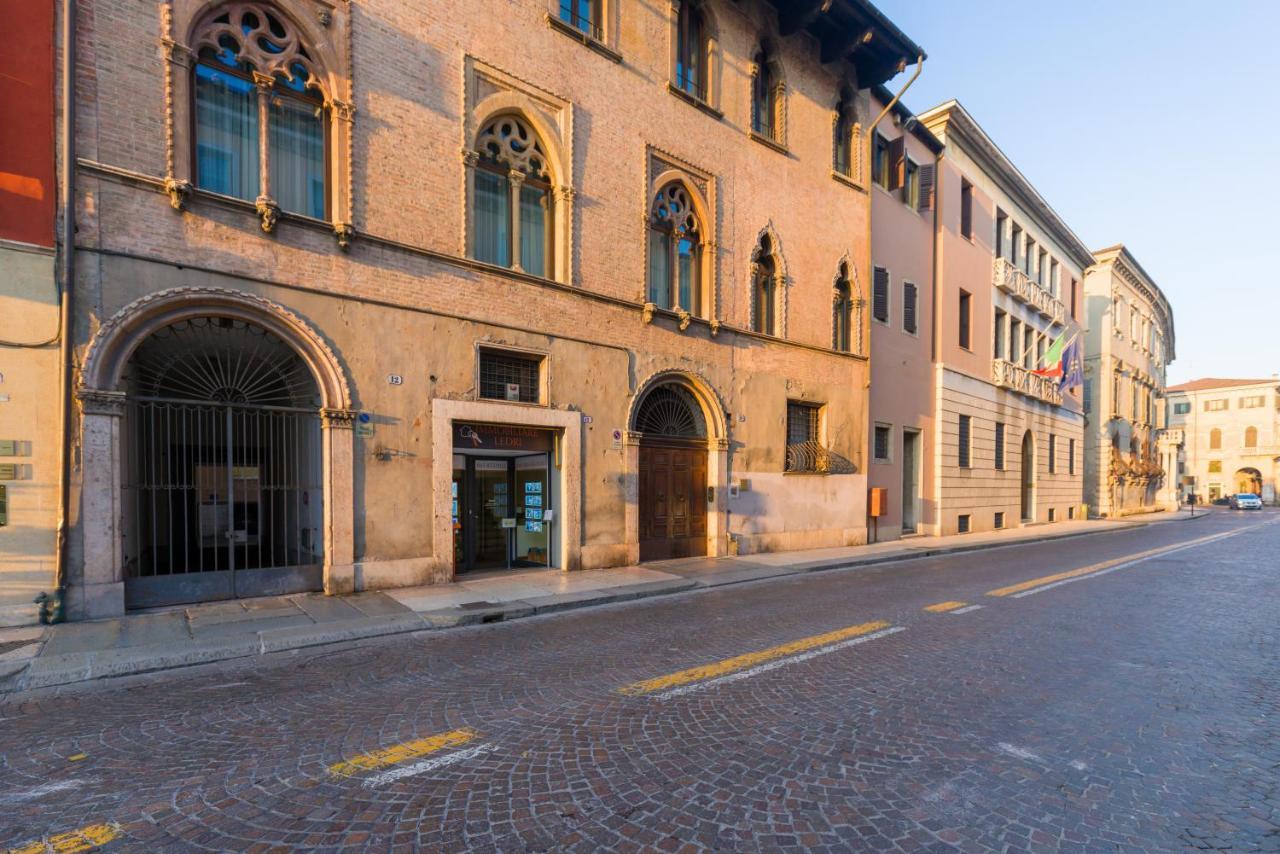 Magnificent Cosy Loft Apartment Verona Bagian luar foto
